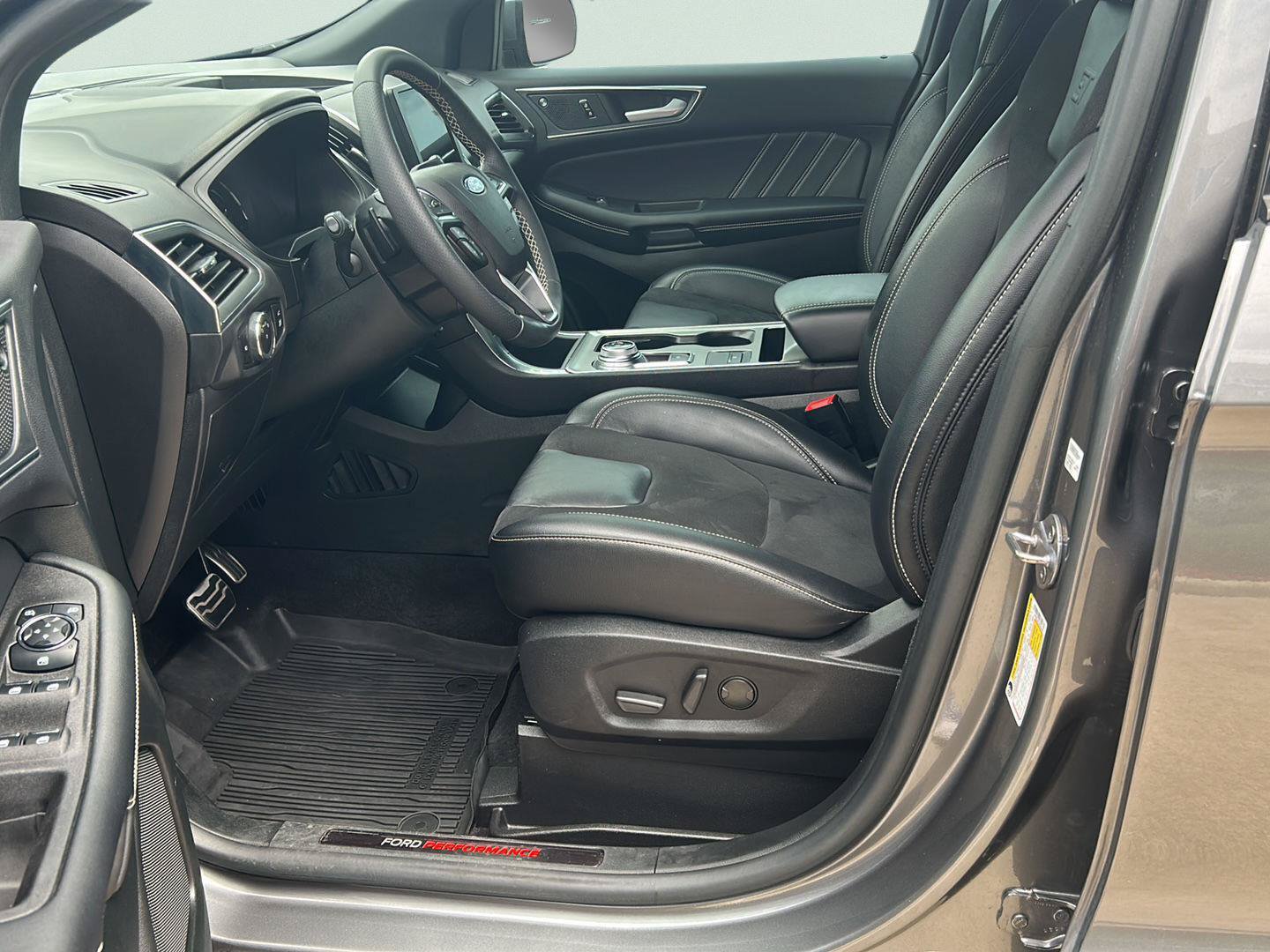 Used 2023 Ford Edge ST AWD/4WD image 7