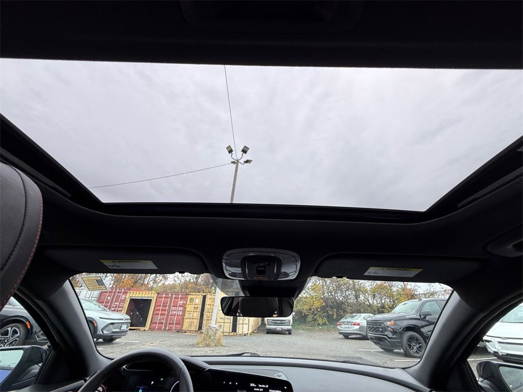 Used 2023 Hyundai Elantra N Line image 26