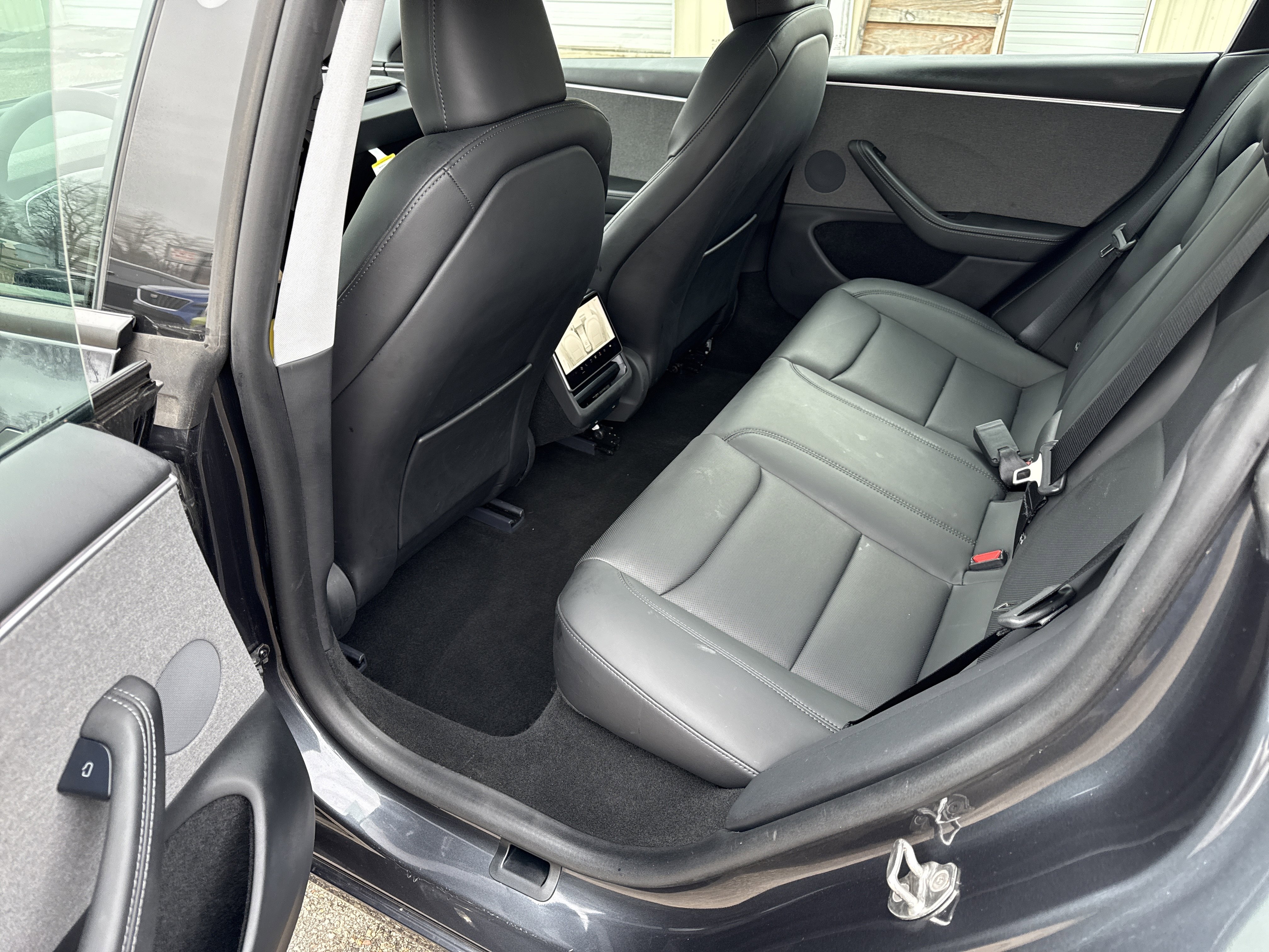 Used 2024 Tesla Model 3 Standard Range image 19