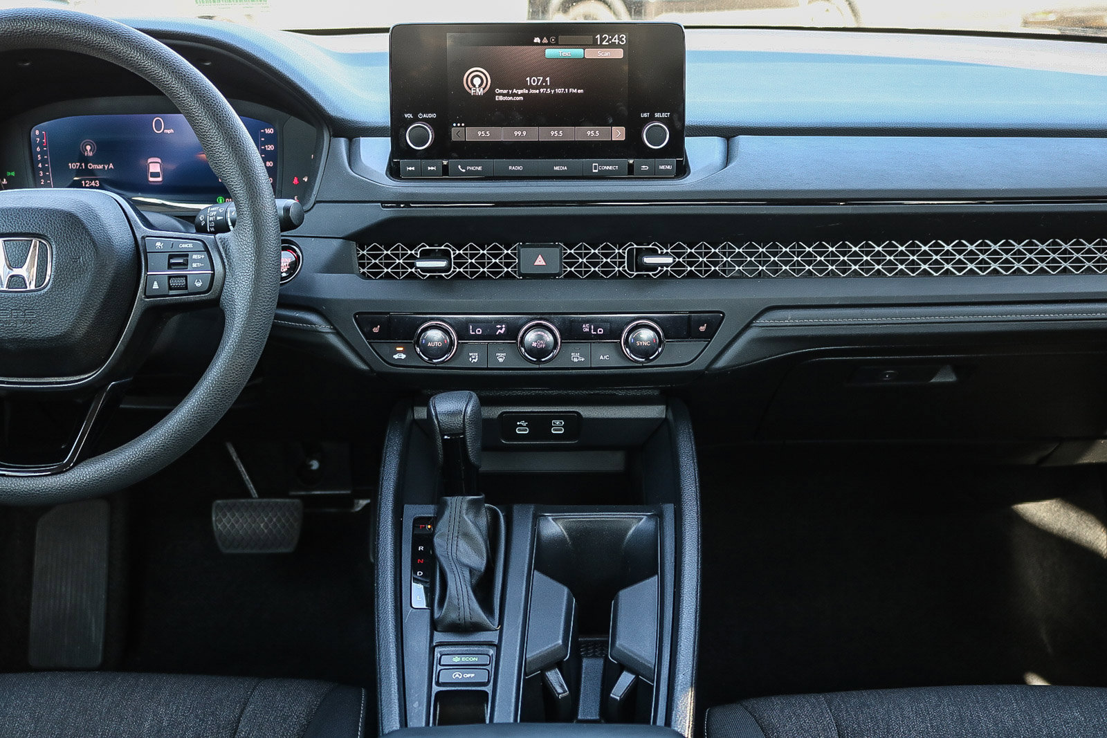 Certified 2024 Honda Accord EX image 18