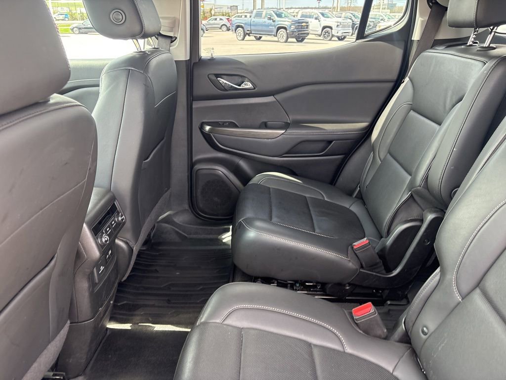 Certified 2023 GMC Acadia SLT w/ Elevation Edition AWD/4WD image 17