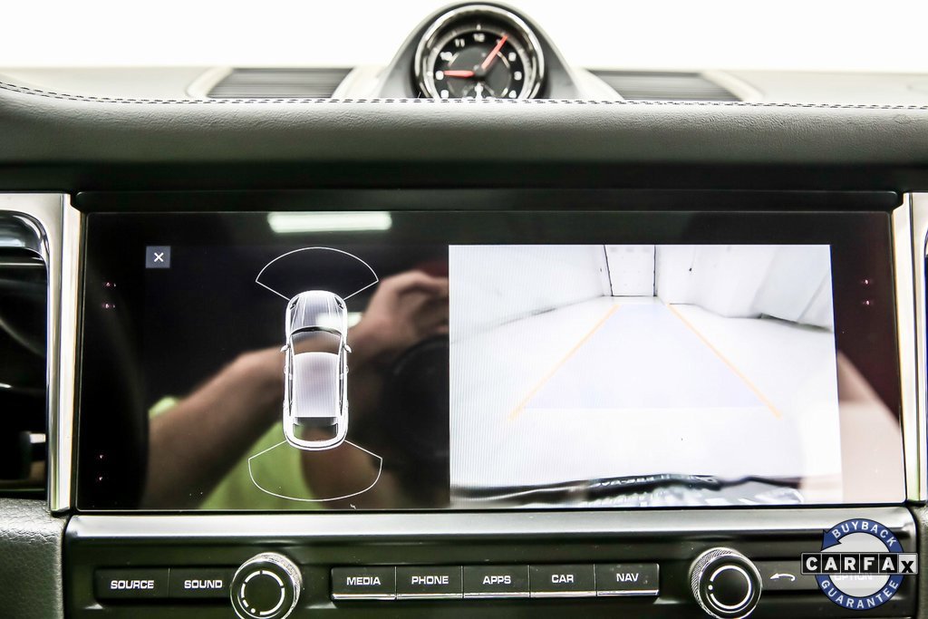 Used 2021 Porsche Macan S w/ Premium Package image 15