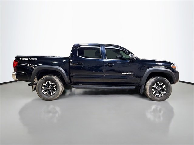 Used 2019 Toyota Tacoma TRD Off-Road image 6