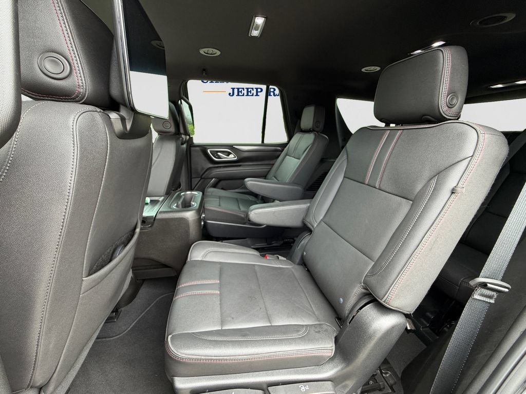 Used 2023 Chevrolet Tahoe RST w/ RST Performance Edition AWD/4WD image 9
