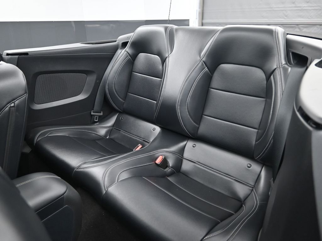 Used 2025 Ford Mustang Premium image 27