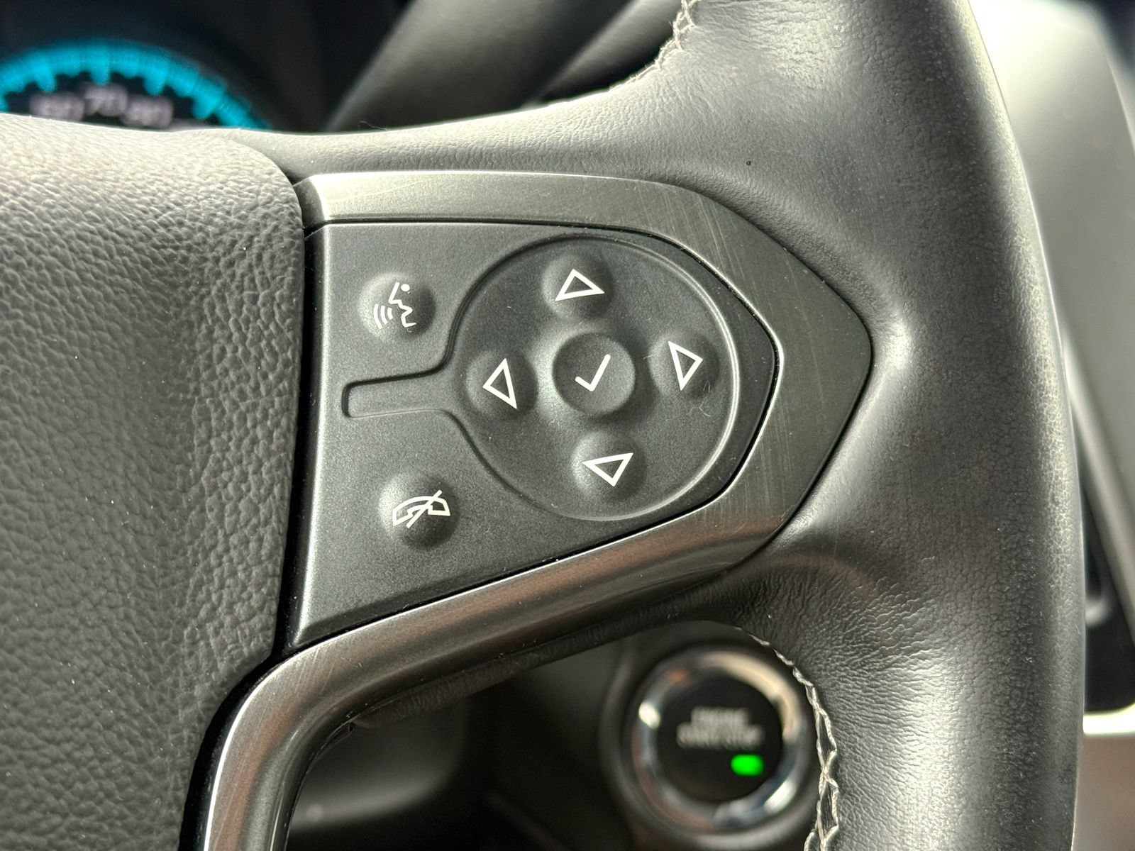 Certified 2020 Chevrolet Tahoe Premier AWD/4WD image 26