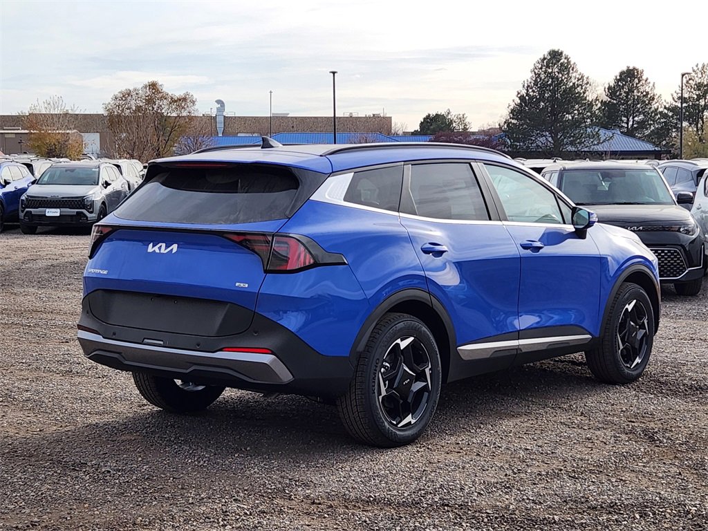 New 2026 Kia Sportage EX w/ EX Panorama Roof Package image 3