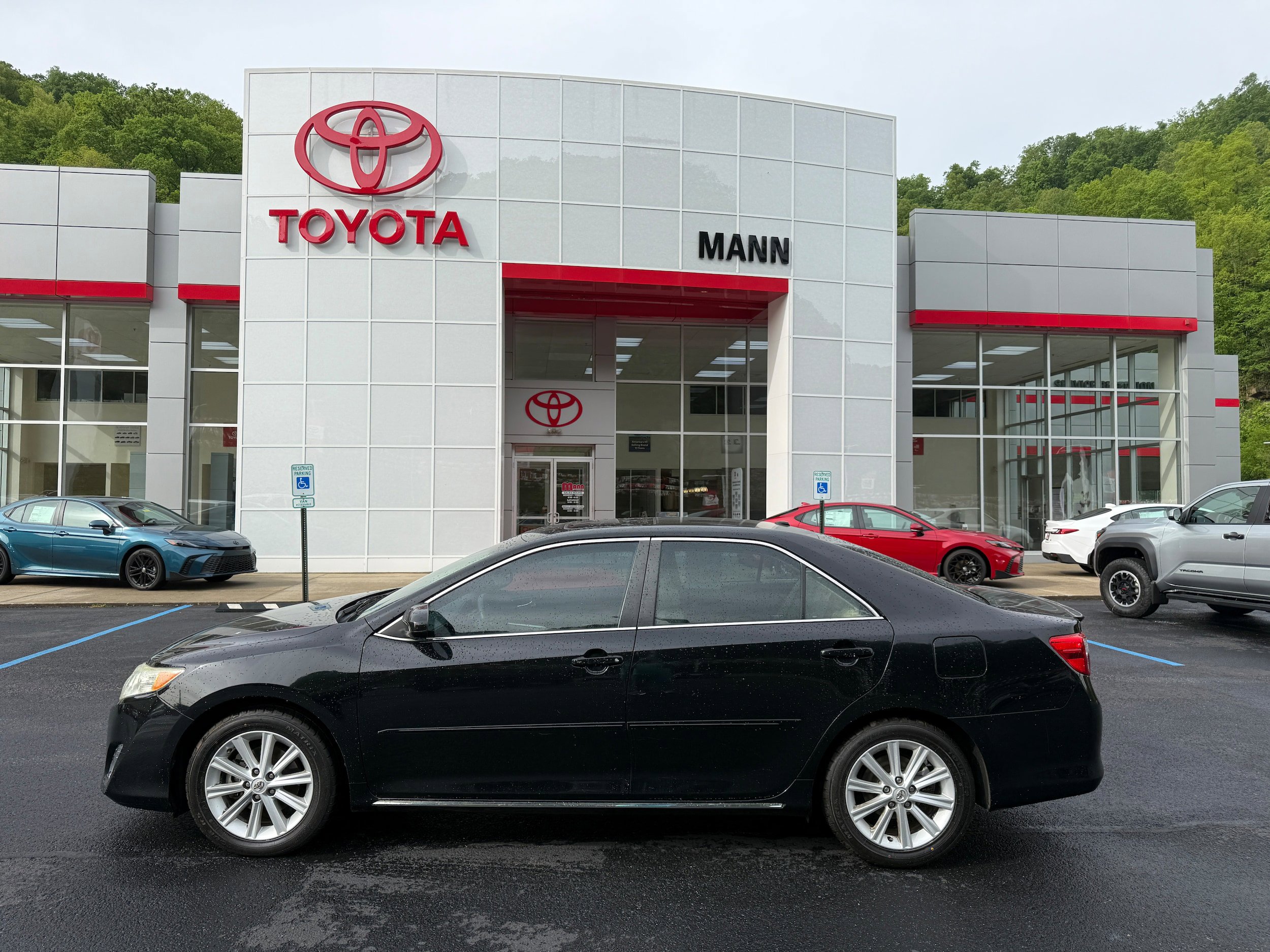 Used 2013 Toyota Camry XLE