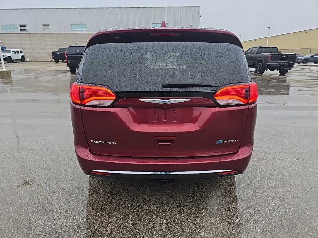 Used 2020 Chrysler Pacifica Limited w/ Advanced Safetytec Group FWD image 4