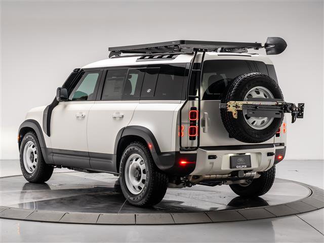 New 2024 Land Rover Defender 110 S image 3