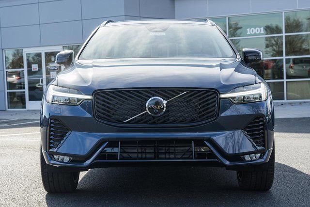 New 2026 Volvo XC60 B5 Ultra w/ Protection Package Premier image 2