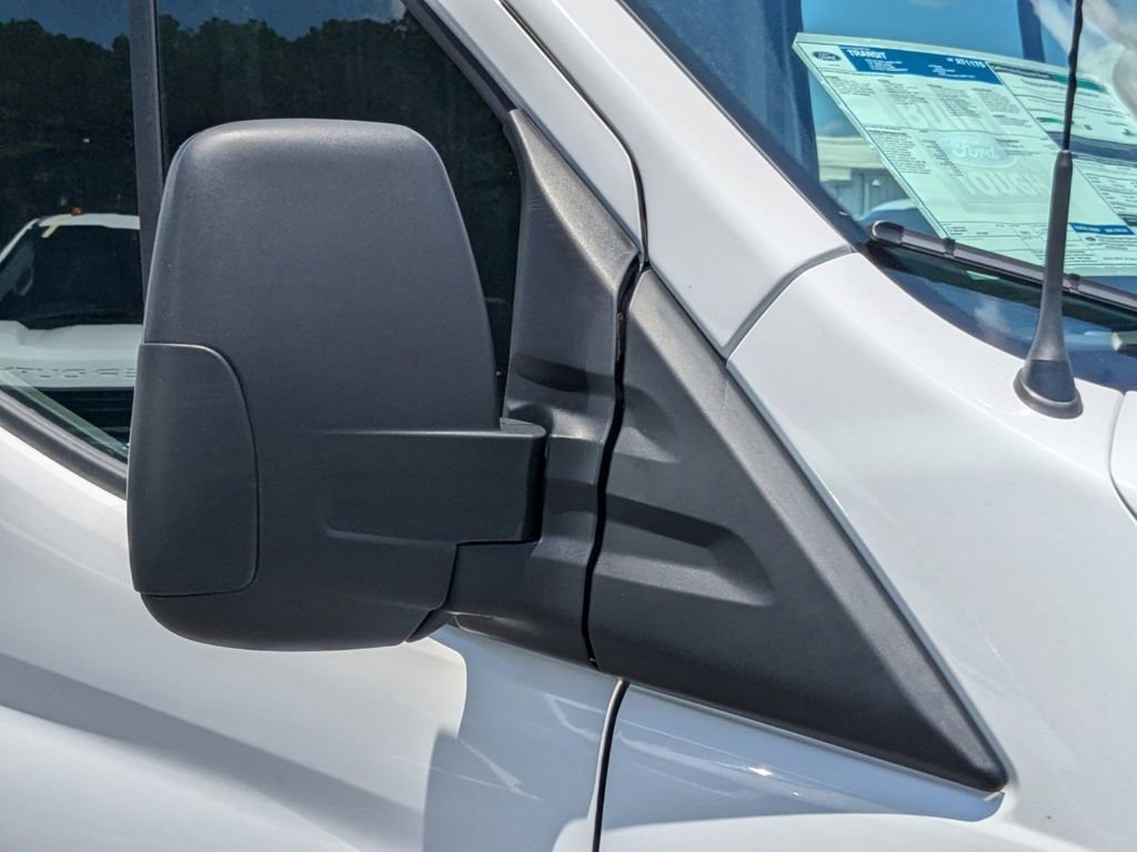 New 2025 Ford Transit 250 148 Medium Roof image 13