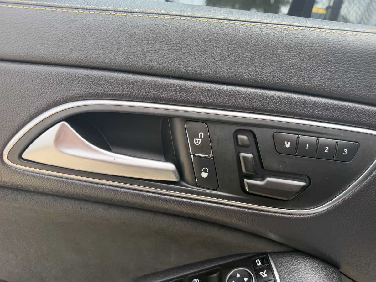 Used 2014 Mercedes-Benz CLA 250 4MATIC w/ Edition 1 Package image 11