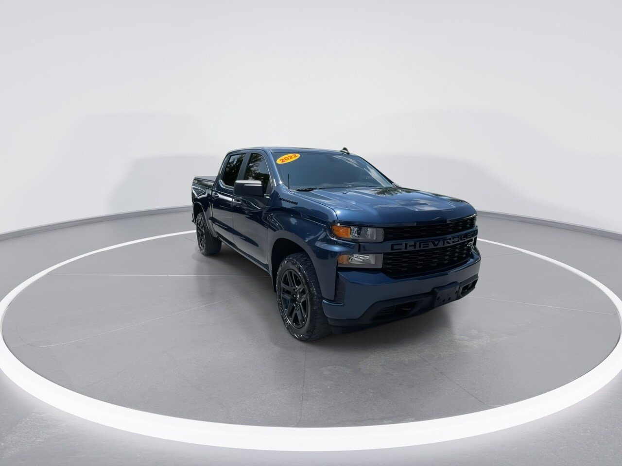 Used 2022 Chevrolet Silverado 1500 Custom w/ LPO, Blackout Package AWD/4WD image 2