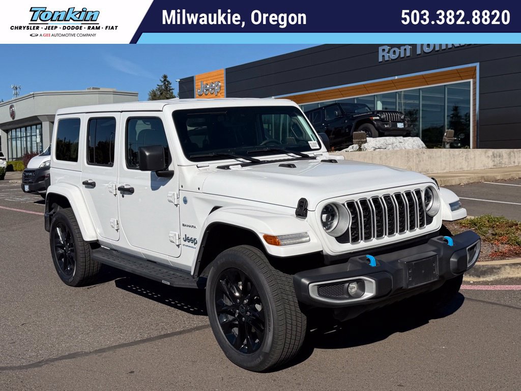 Used 2024 Jeep Wrangler Unlimited Sahara w/ Technology Group AWD/4WD image 1