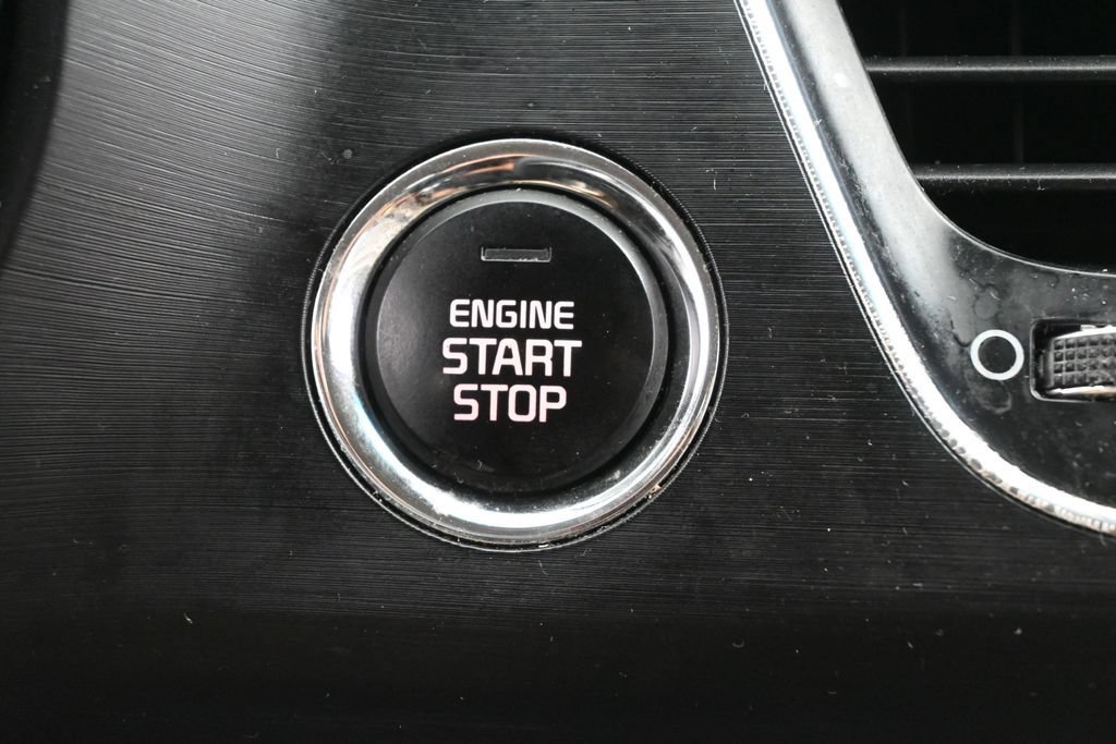 Used 2021 Kia Sedona EX FWD image 29