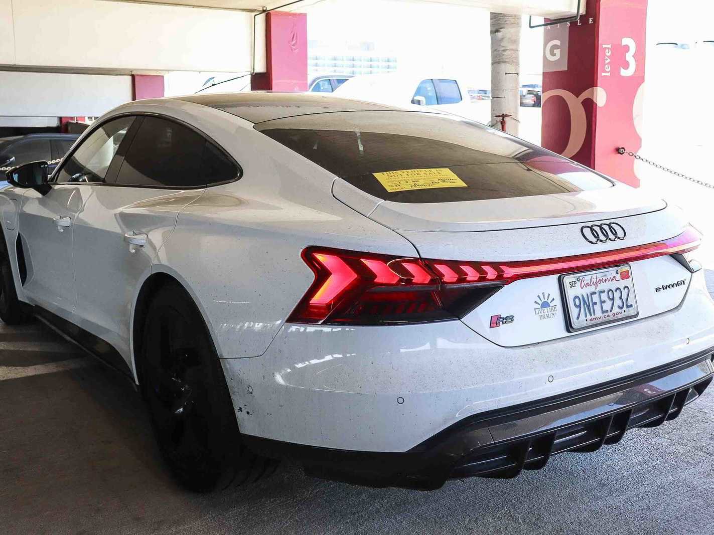 Used 2023 Audi RS e-tron GT w/ Carbon Performance Package AWD/4WD image 2