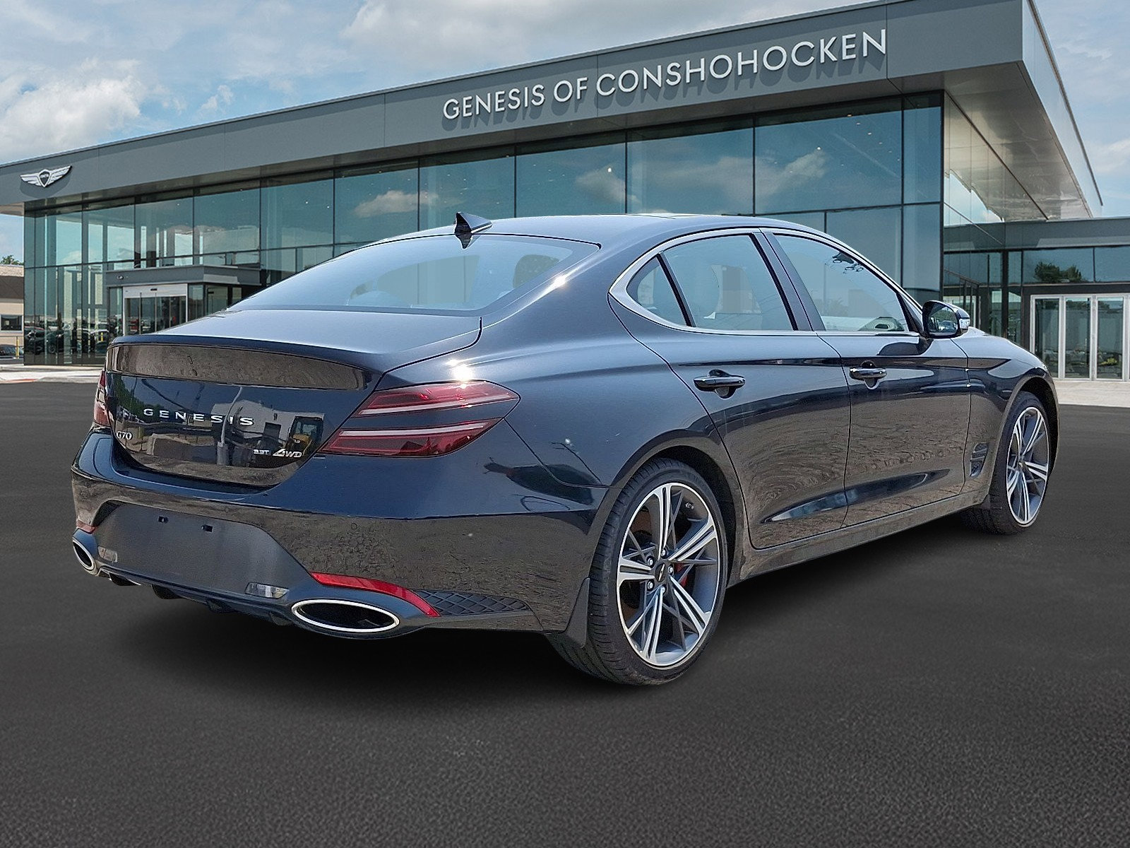 Used 2025 Genesis G70 3.3T Advanced image 6