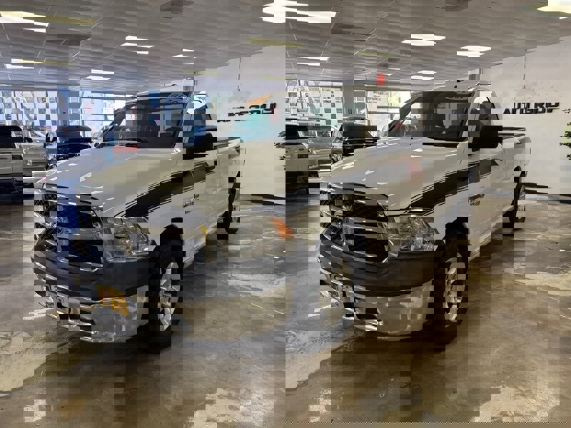 Used 2016 RAM 1500 Tradesman w/ Chrome Appearance Group image 4