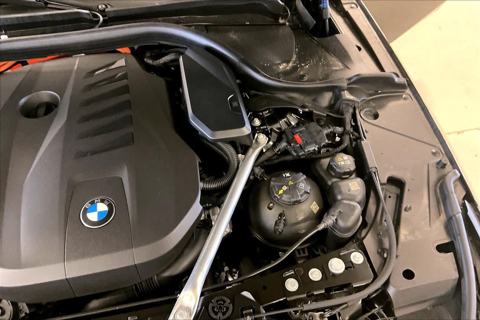 New 2026 BMW 550e xDrive AWD/4WD image 17