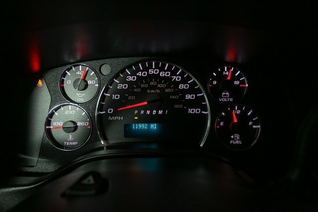 Used 2024 Chevrolet Express 2500 image 24