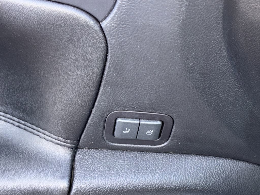Used 2012 Lincoln MKZ FWD image 27