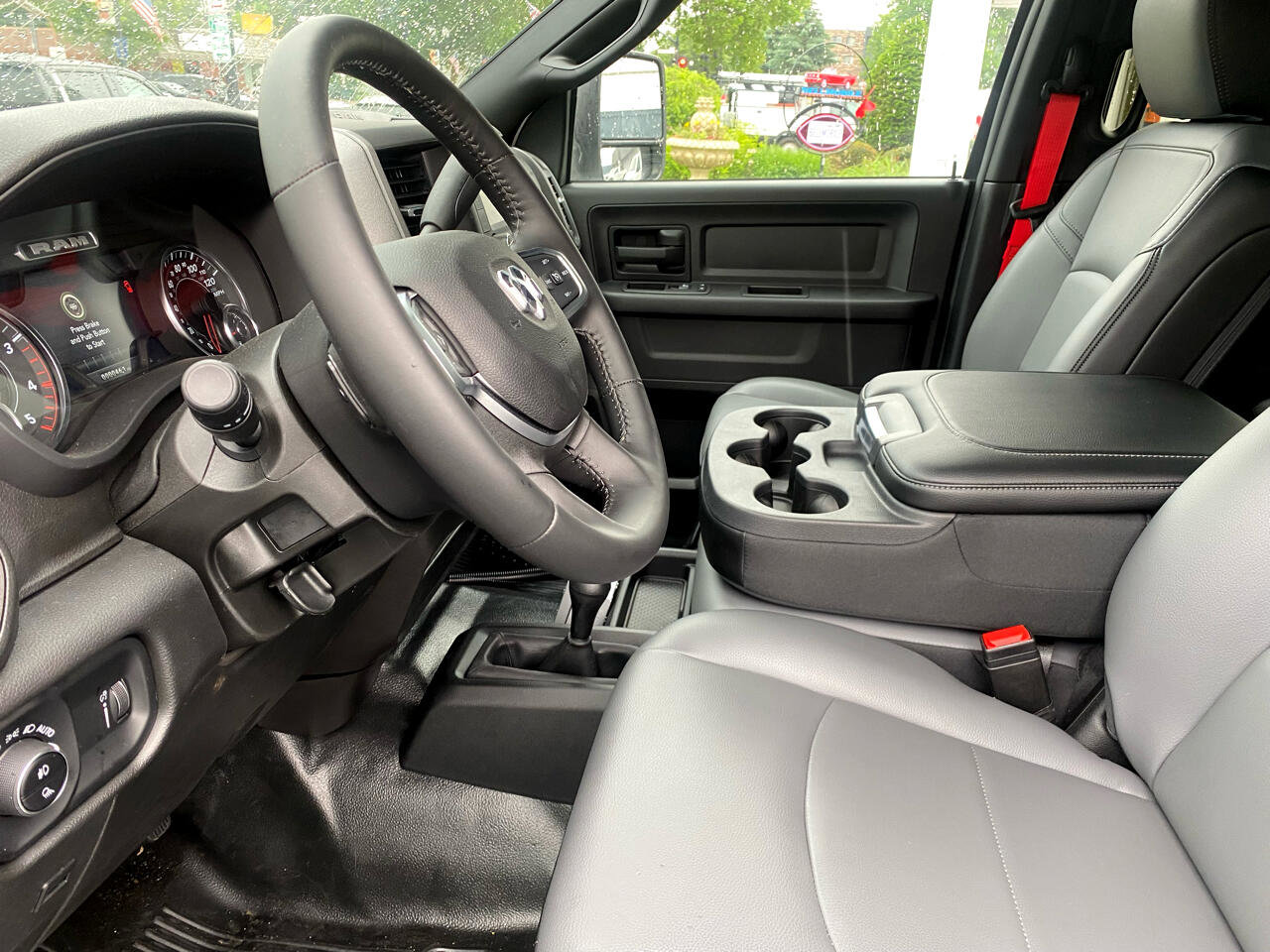 Used 2024 RAM 3500 Tradesman w/ Safety Group image 15