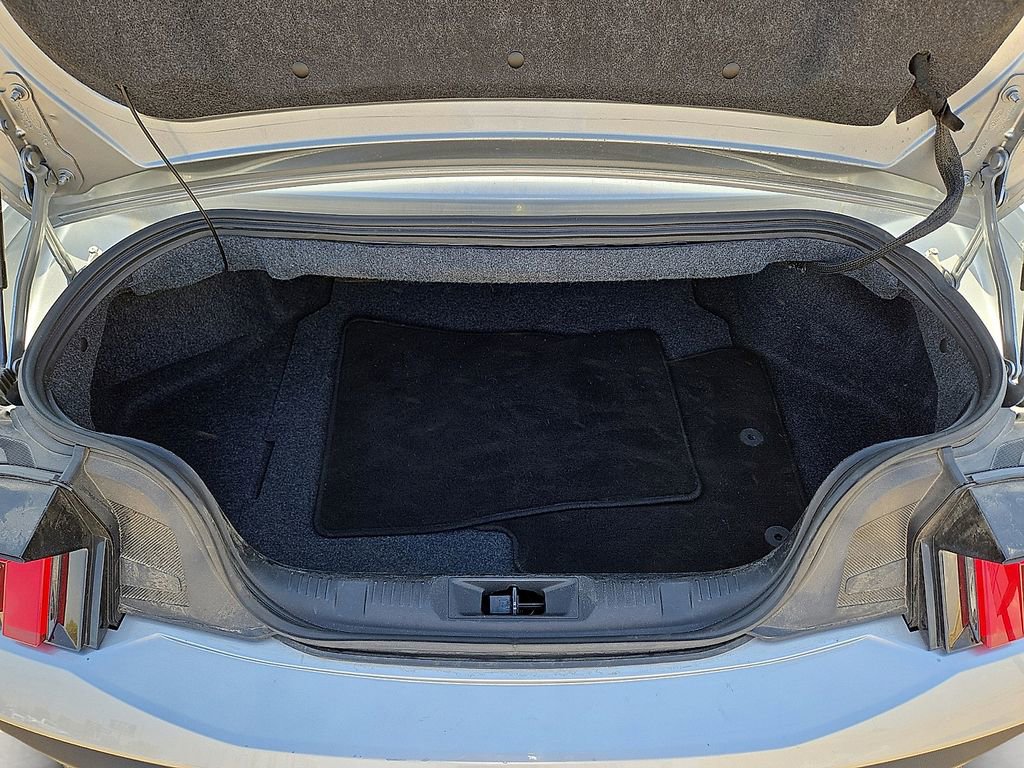 Used 2025 Ford Mustang Premium image 13