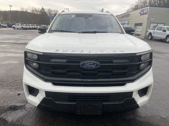 Used 2025 Ford Expedition Active image 11