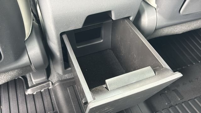 Used 2024 Hyundai Santa Fe Calligraphy AWD/4WD image 7