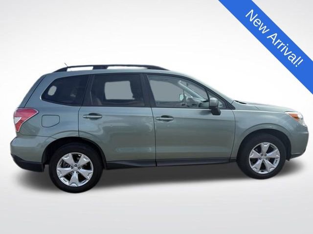Used 2015 Subaru Forester 2.5i Premium w/ All-Weather Package AWD/4WD image 8