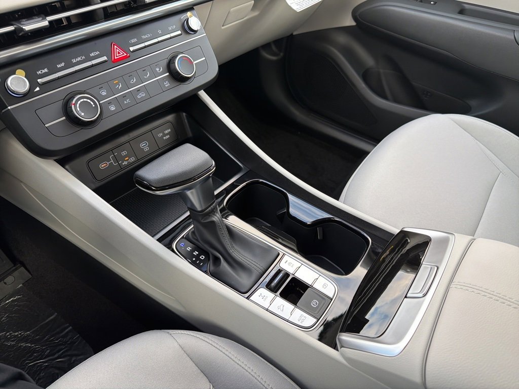 New 2026 Hyundai Tucson SE image 26