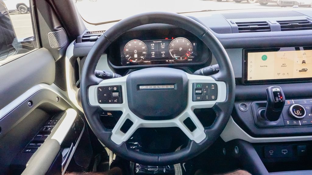 Used 2024 Land Rover Defender 110 S AWD/4WD image 21