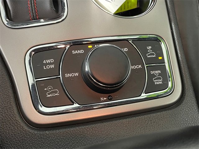 Used 2019 Jeep Grand Cherokee Trailhawk image 12