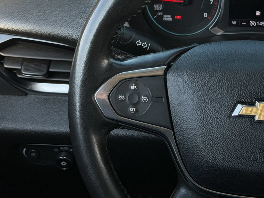 Used 2020 Chevrolet Traverse LT FWD image 14