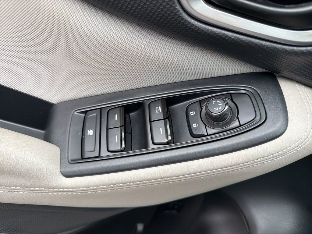 Used 2023 Subaru Forester AWD/4WD image 37