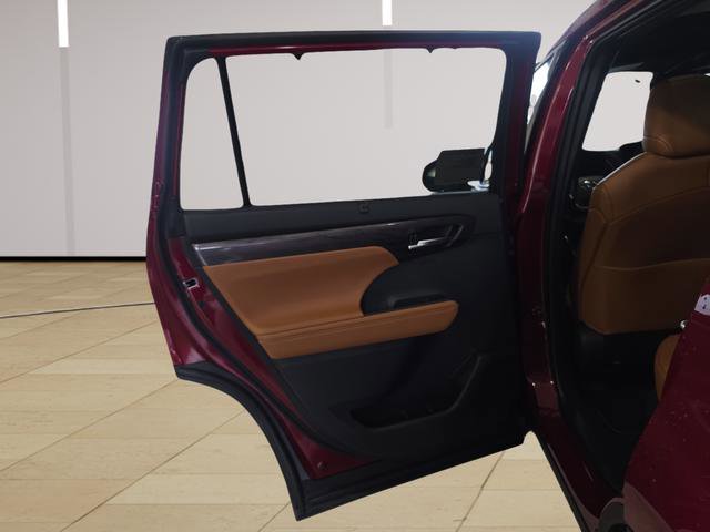 New 2026 Toyota Highlander Platinum AWD/4WD image 26