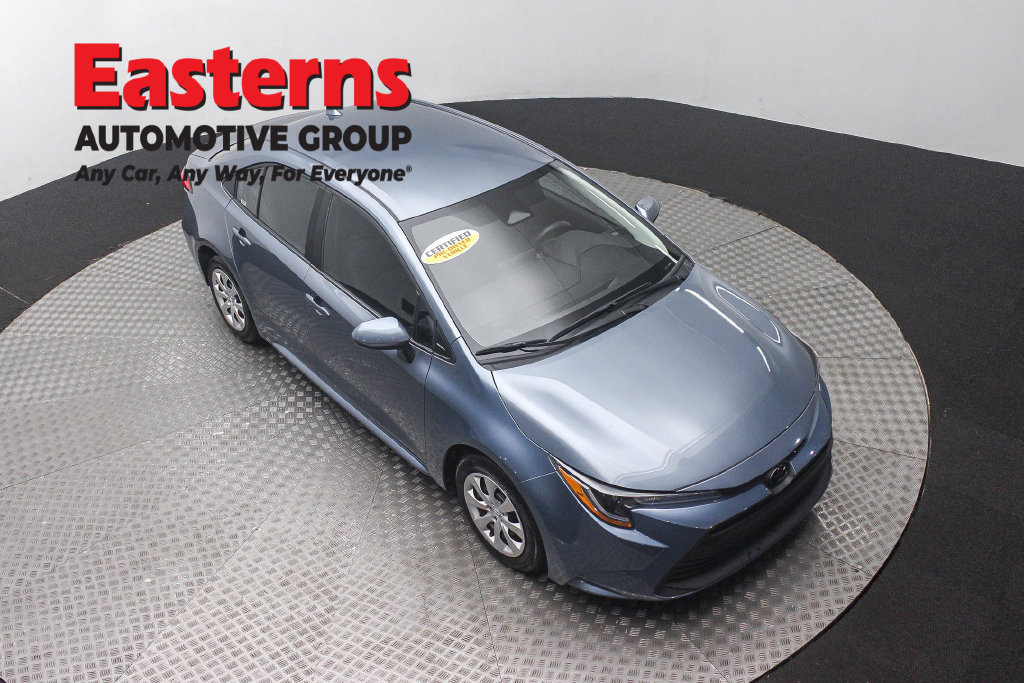 Used 2026 Toyota Corolla LE FWD image 4