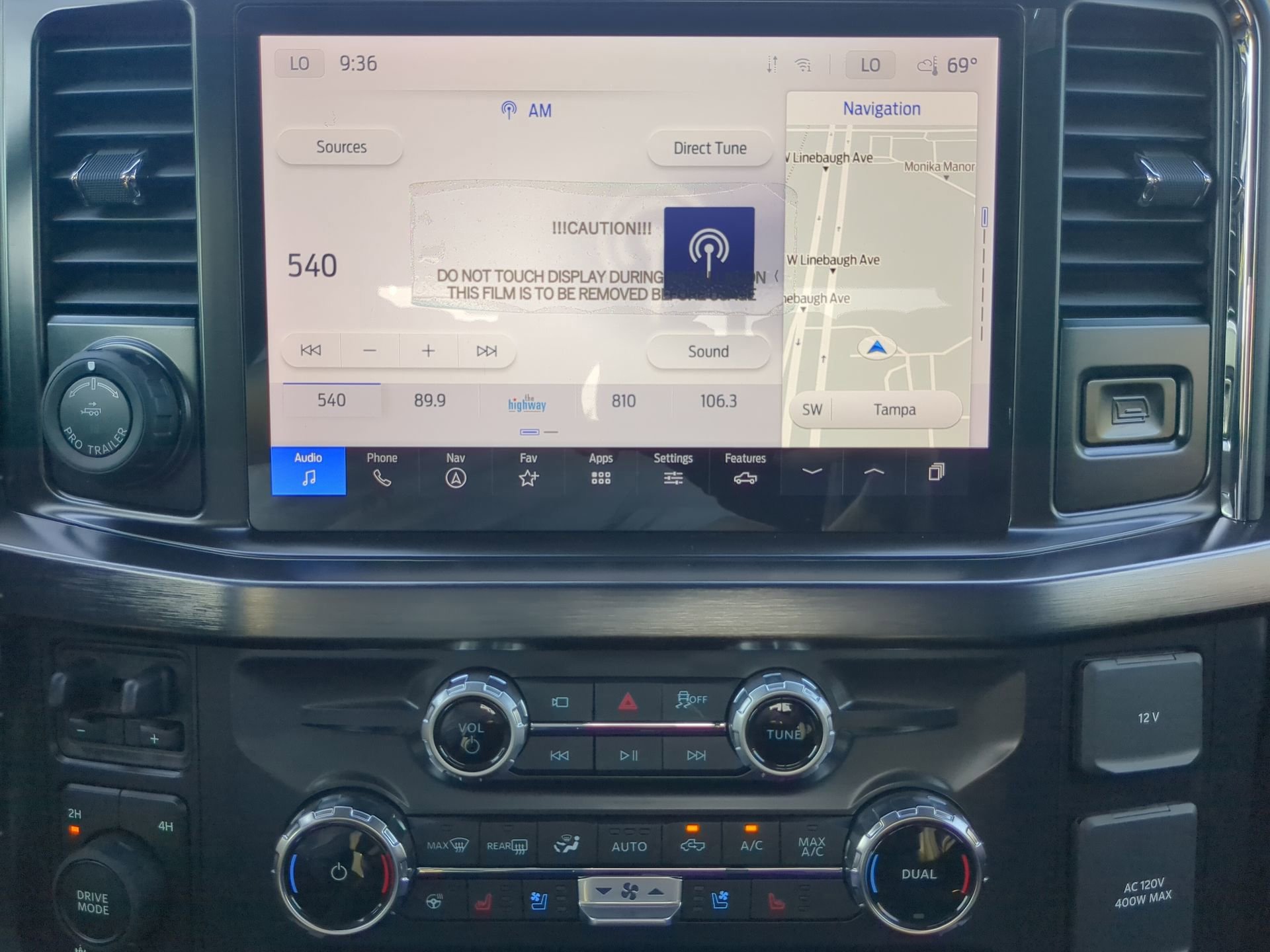 New 2026 Ford F250 Lariat w/ Black Appearance Package image 54