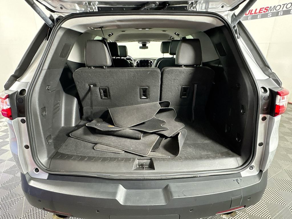 Used 2021 Chevrolet Traverse RS AWD/4WD image 27