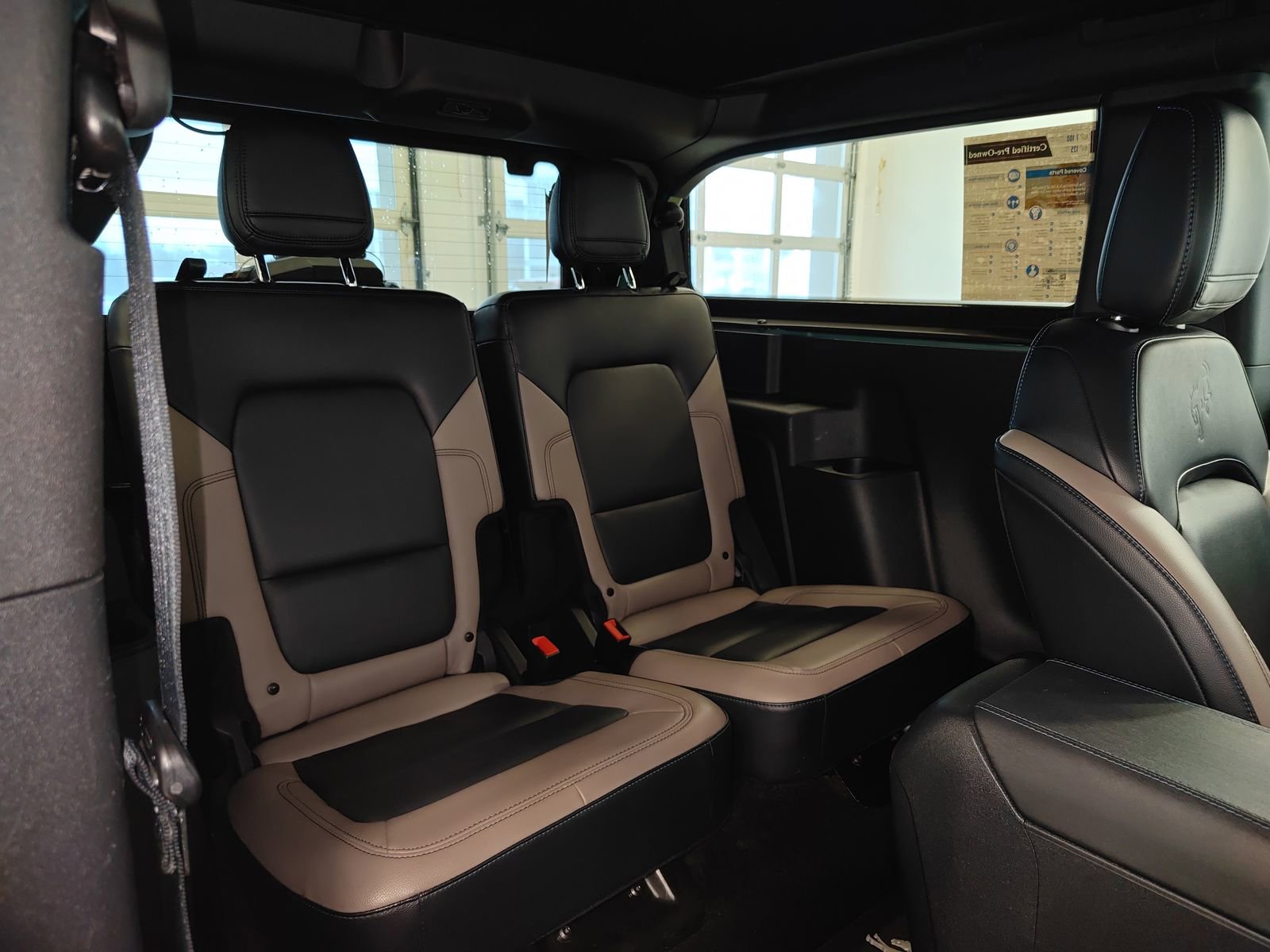 Used 2024 Ford Bronco Wildtrak image 13