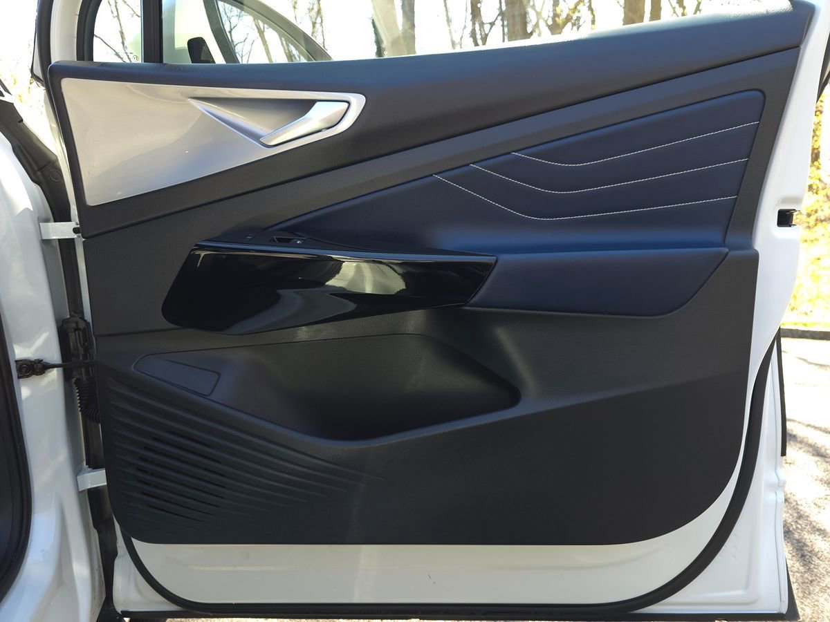 Used 2024 Volkswagen ID.4 S RWD image 22