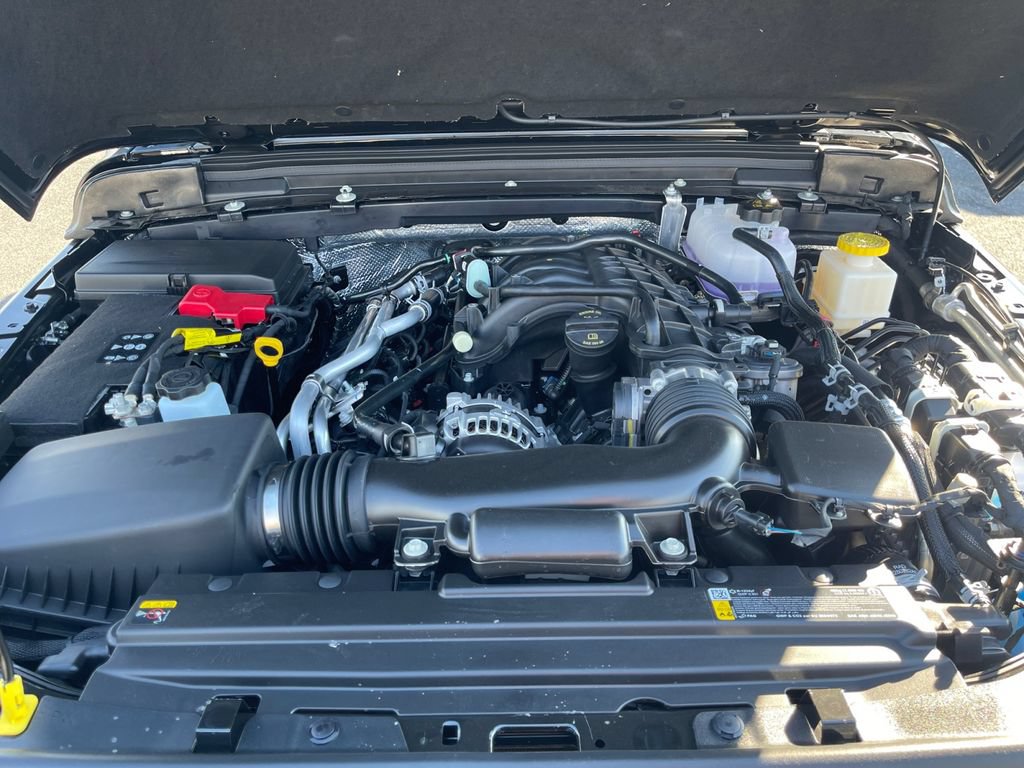 New 2026 Jeep Gladiator Sport AWD/4WD image 18