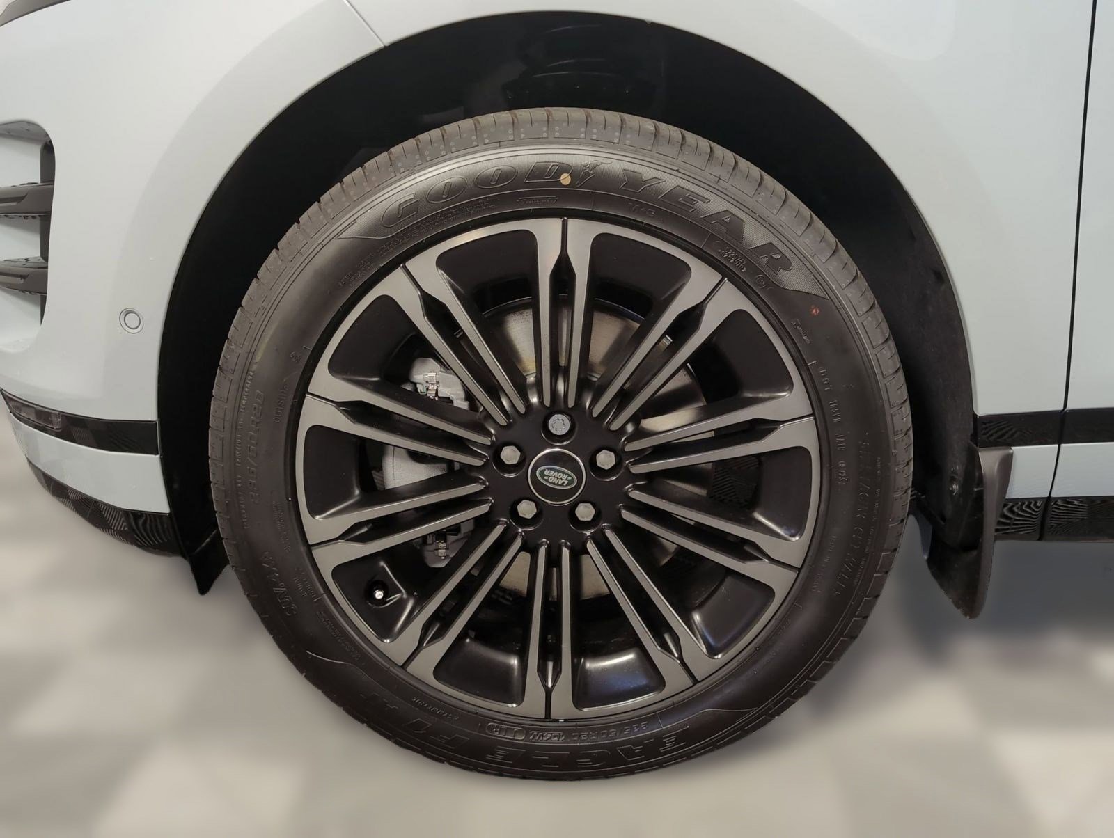 Certified 2026 Land Rover Range Rover Evoque Dynamic SE image 10