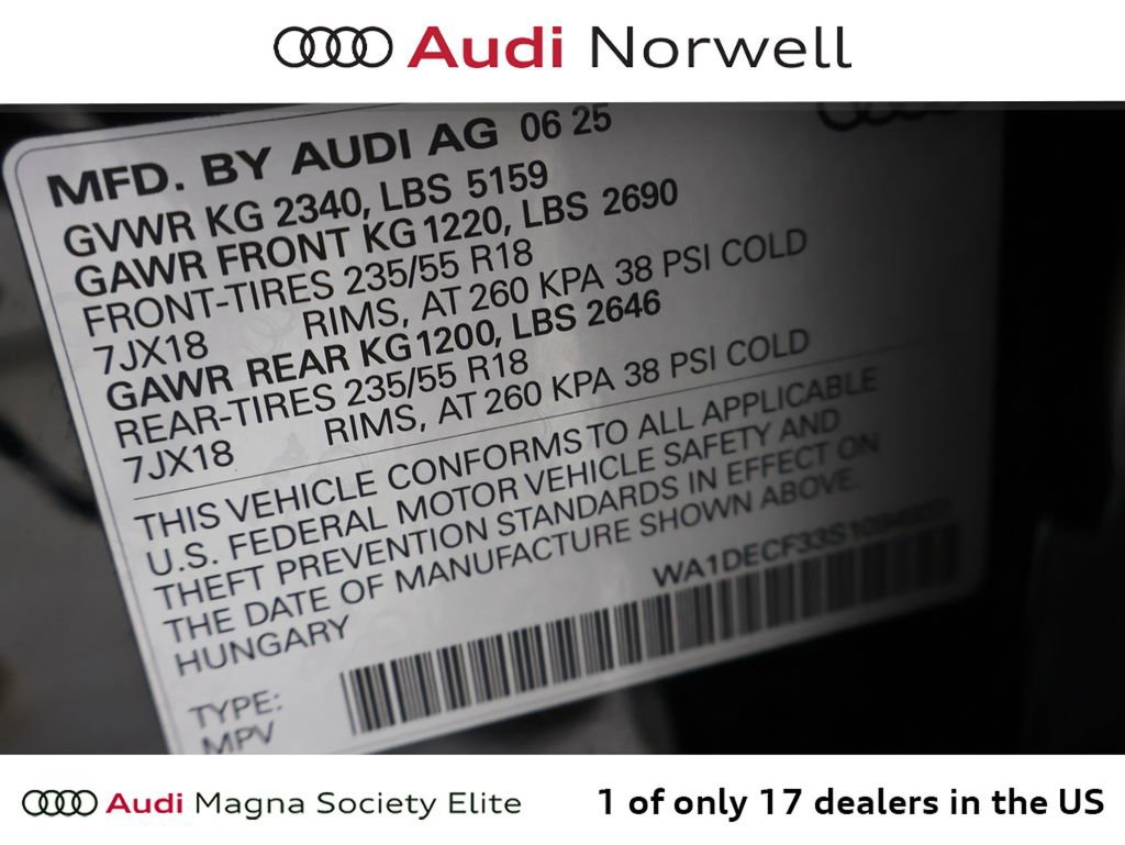 Used 2025 Audi Q3 2.0T Premium w/ Convenience Package image 3