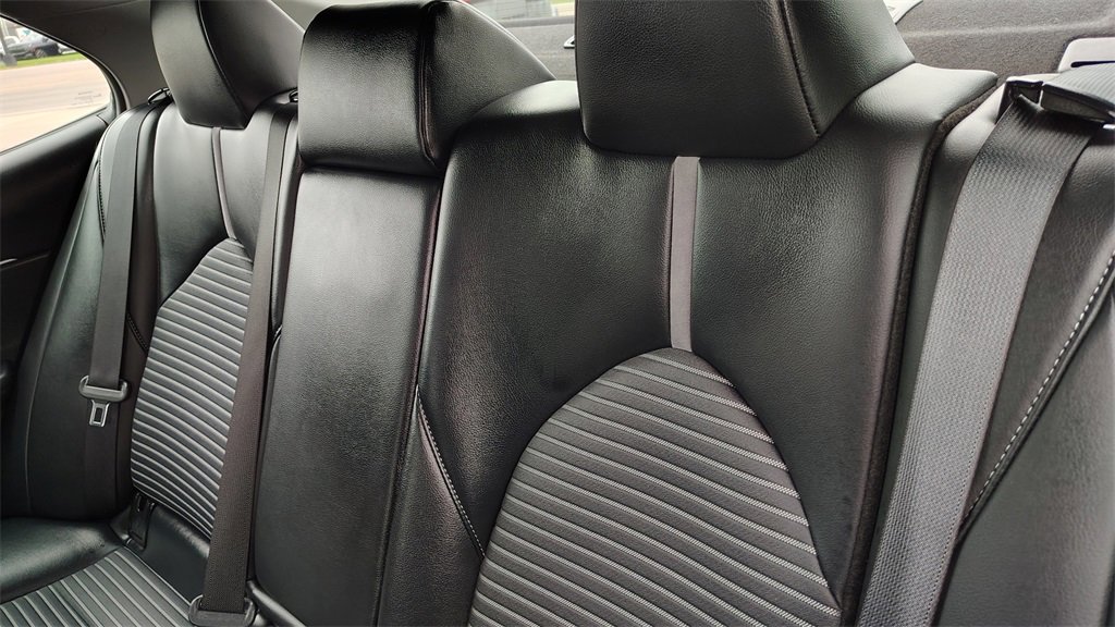 Used 2023 Toyota Camry SE image 27