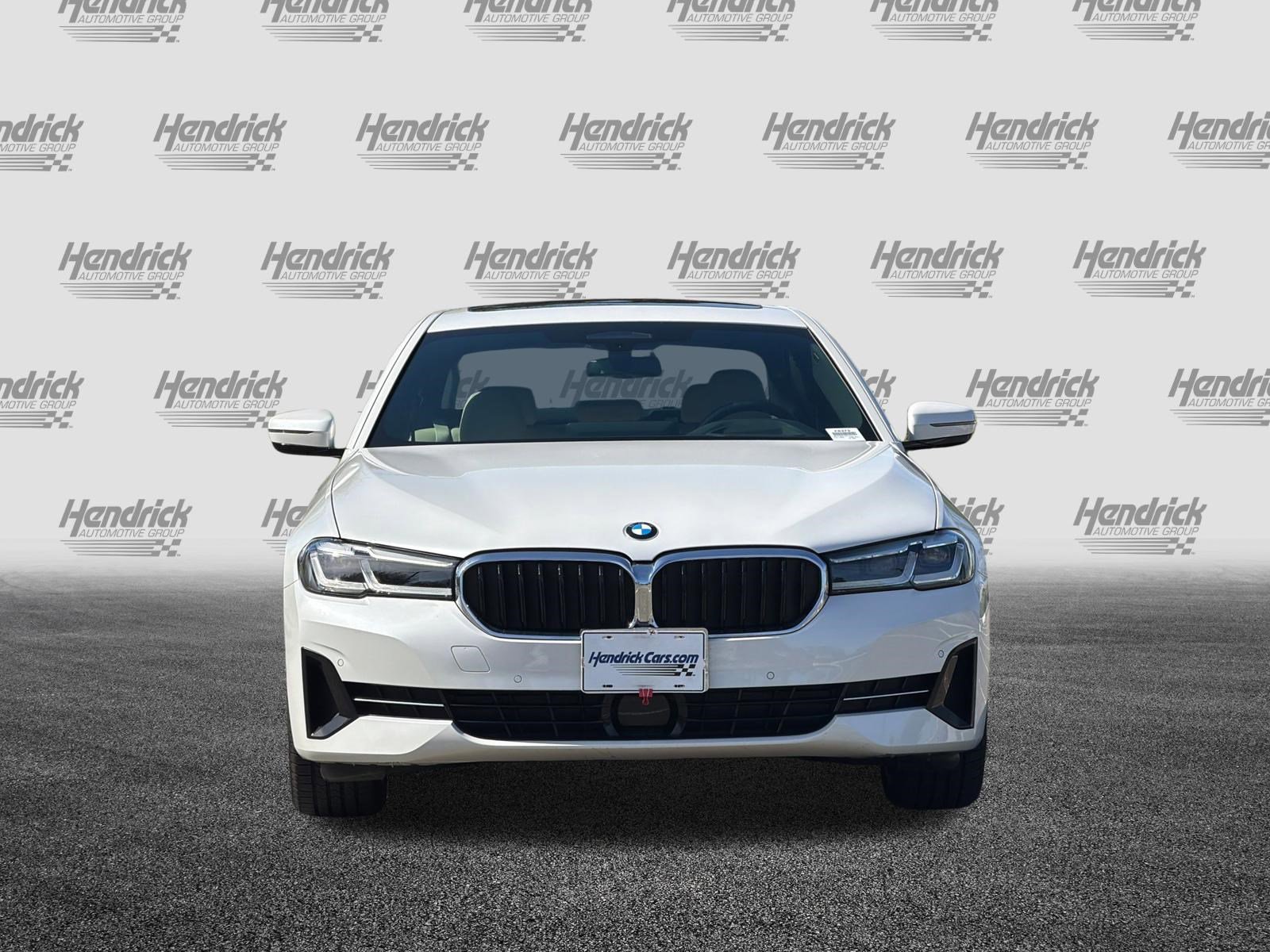 Used 2023 BMW 530i w/ Premium Package image 10