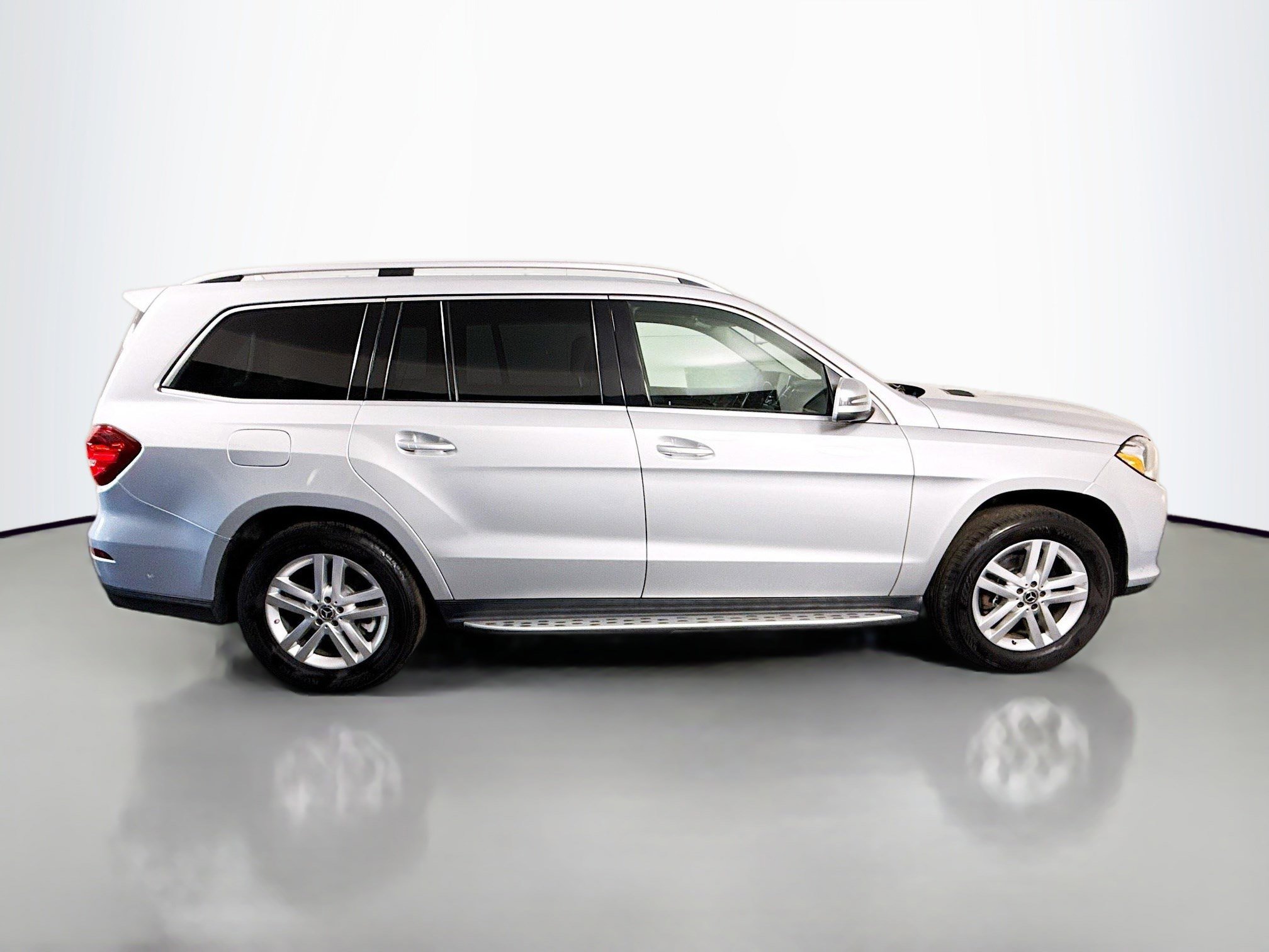 Used 2019 Mercedes-Benz GLS 450 4MATIC image 11