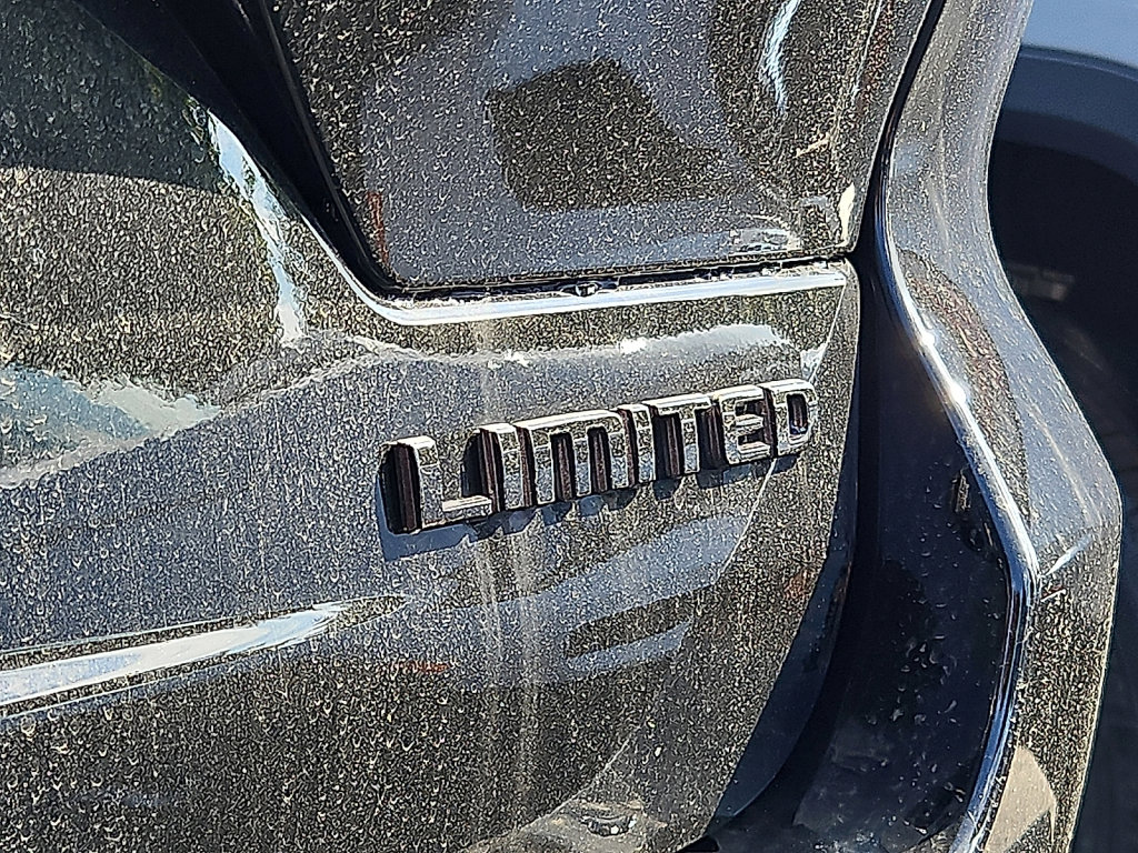 New 2025 Jeep Grand Cherokee Limited w/ Black Appearance Package image 5