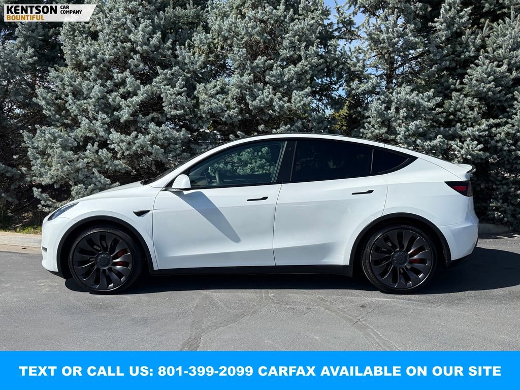 Used 2023 Tesla Model Y Performance AWD/4WD image 3